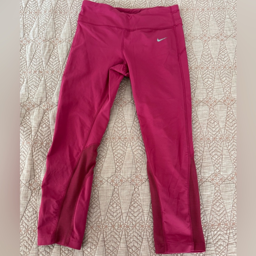 Nike Dri-FIT Fuchsia Tights